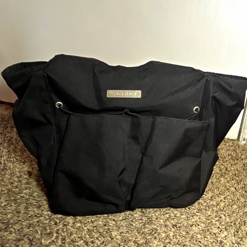 Ariat Black Tote Bag Drawstring & Zipper Closure Zipper Pocket, Adjustable Strap